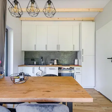 Feriehus Nice Home In Lubiatowo With Wifi And 2 Bedrooms *