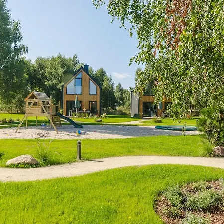 Nice Home In Lubiatowo With Wifi And 2 Bedrooms Feriehus